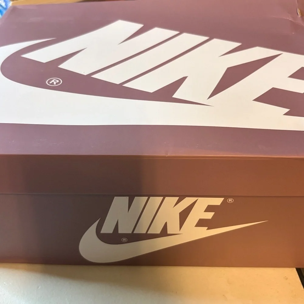 Air Jordan 1 Retro High OG 'Mauve’ | NWT | Sz 10.5M/12W